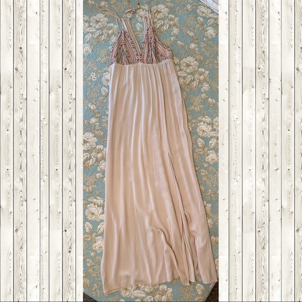 Anthro. LoveStitch Boho Embroidered Halter Maxi